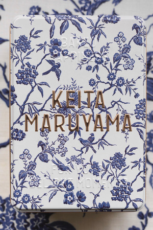 KEITA MARUYAMA 　陶器小花　クッションカバー KEITA MARUYAMA 陶器小花 クッションカバー - メルカリ