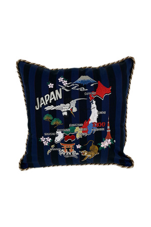 JAPAN Embroidery クッション