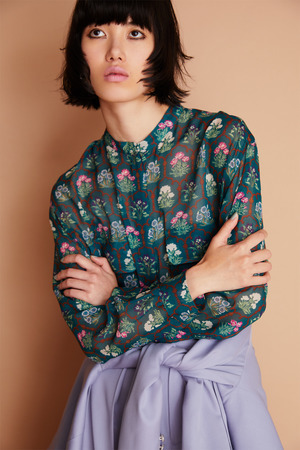 Flower Tile Silk Print ブラウス