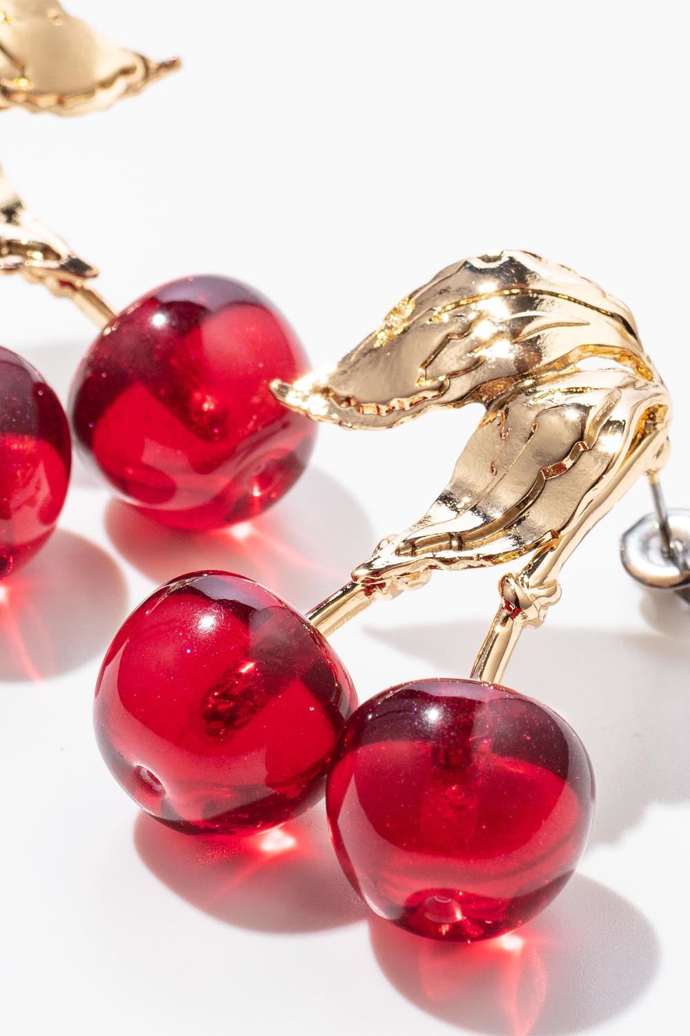 e.m. サンゴ チェリー さくらんぼ 18K ピアス 片耳 RED 限定 e.m. サンゴ チェリー さくらんぼ 18K ピアス 片耳 RED 限定