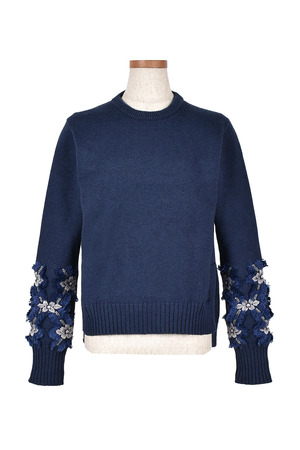 Fringe embroidery ニット