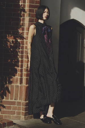 Dot crepe silk dechine ワンピース