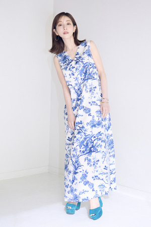 【MINAMI TANAKA】Collaboration Back Ribbon ワンピース (Oriental Flower)
