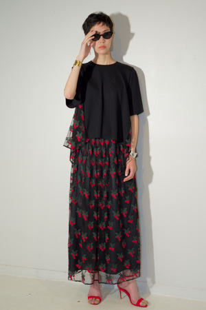 Cherry Embroidery Tulle スカート