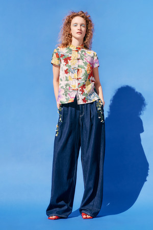 Bead Embroidery Denim パンツ