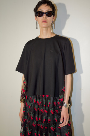 Cherry Tulle Docking Tシャツ